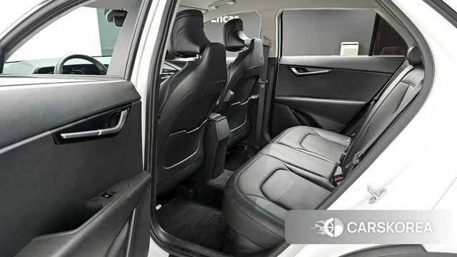 Kia Di Ol Nu Niro 2022 Белый из Кореи, фото 2