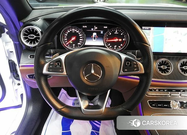 Mercedes-Benz E-Class W213 2018 Белый из Кореи, фото 2