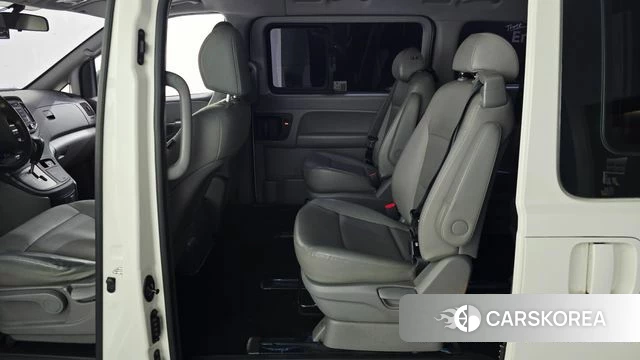 Hyundai The New Grand Starex 2019 Белый из Кореи, фото 2