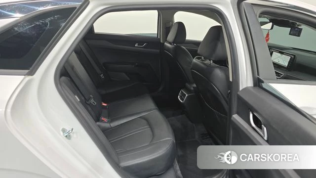 Kia K5 3rd generation 2021 Белый из Кореи, фото 2