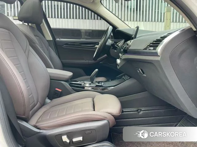 BMW X3 2021 Белый из Китая, фото 2