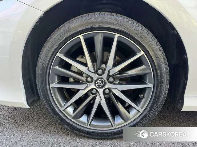 Toyota Camry 2022 Белый из Китая, фото 2