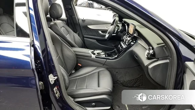 Mercedes-Benz C-Class W205 2018 Синий из Кореи, фото 2