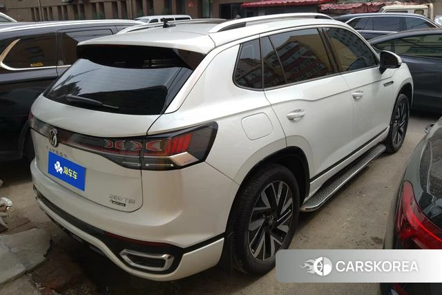 Volkswagen Tanyue 2022 Белый из Китая, фото 2