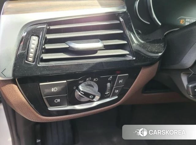 BMW 6 Series GT (G32) 2018 Белый из Кореи, фото 2