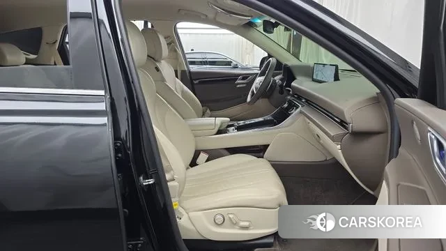 Genesis GV80 2022 Черный из Кореи, фото 2