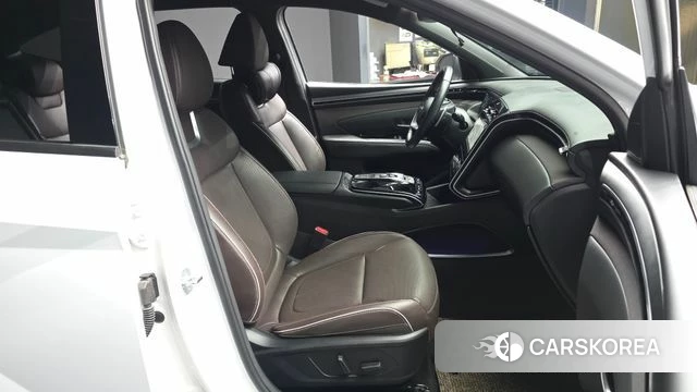 Hyundai Tucson (NX4) 2023 Белый из Кореи, фото 2