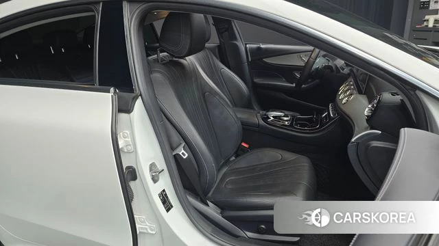 Mercedes-Benz CLS-Class C257 2018 Белый из Кореи, фото 2