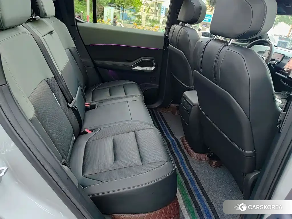 Ford Bronco 2025 Silver/gray из Китая, фото 2