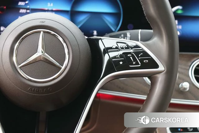 Mercedes-Benz E-class id 3919584 из Китая 2