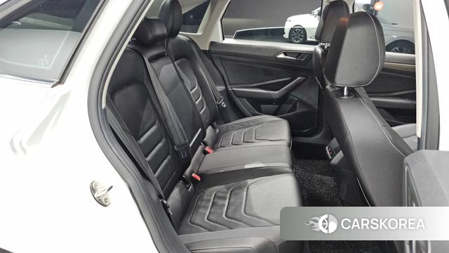 Volkswagen 7th Generation of Jetta 2021 Белый из Кореи, фото 2