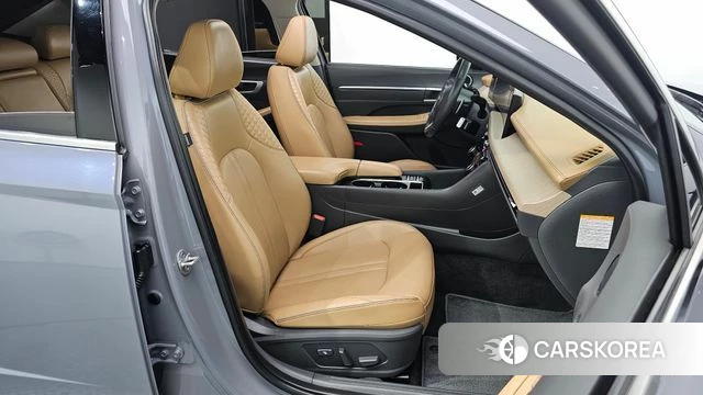 Hyundai Sonata D Edge Hybrid (DN8) 2024 Серый из Кореи, фото 2