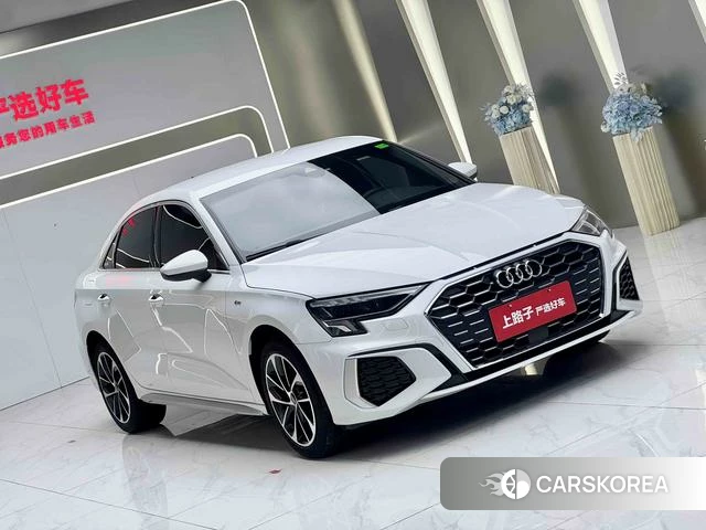 Audi A3 2024 Белый из Китая, фото 2