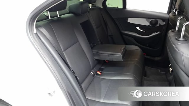 Mercedes-Benz C-Class W205 2020 Белый из Кореи, фото 2