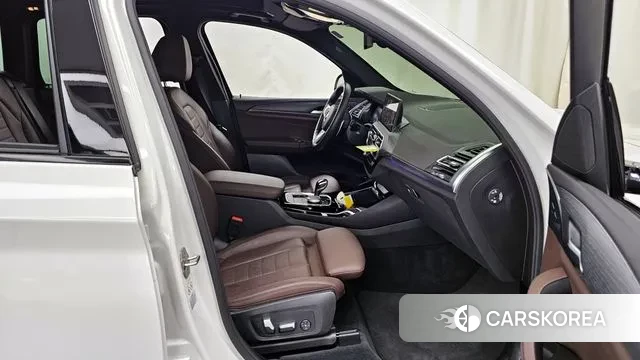 BMW X3 (G01) 2022 Белый из Кореи, фото 2