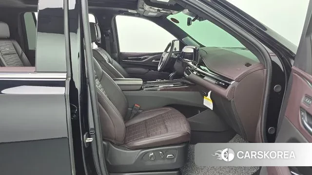 Cadillac Escalade 5th Generation 2023 Черный из Кореи, фото 2