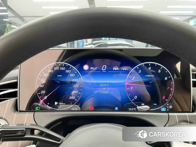 Mercedes-Benz E-class 2025 Черный из Китая, фото 2