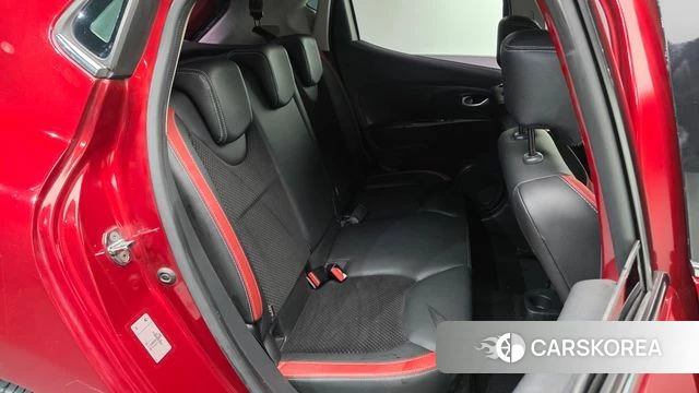 Renault Korea (Samsung) Clio 2019 Красный из Кореи, фото 2