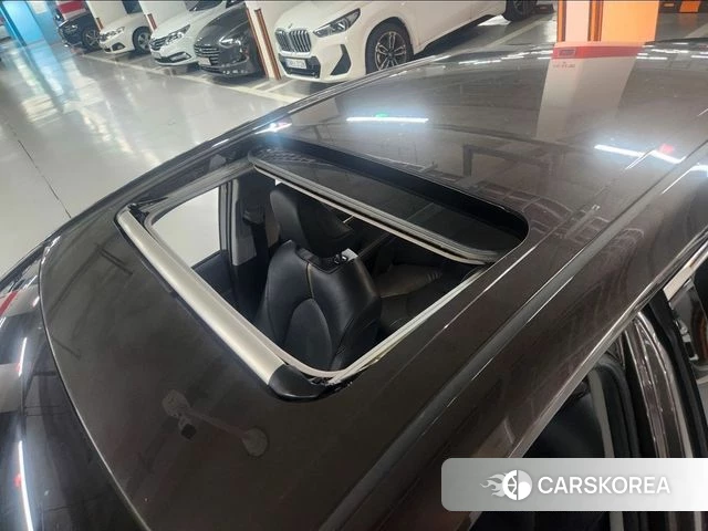 Toyota Camry (XV70) 2019 Коричневый из Кореи, фото 2