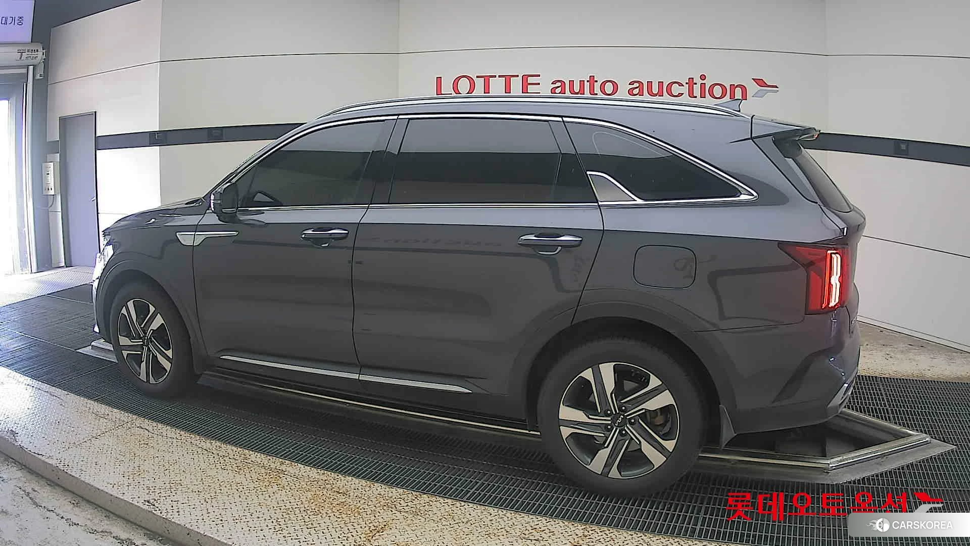 Kia Sorento Hybrid 2023 Platinium Graphite из Кореи, фото 2