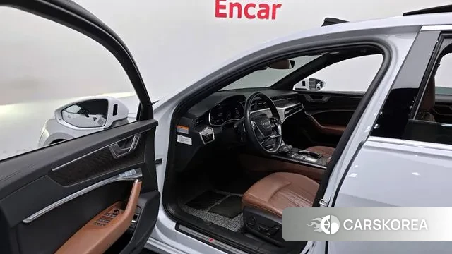 Audi A6 (C8) 2023 Белый из Кореи, фото 2