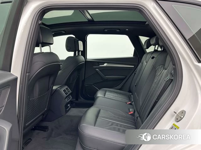 Audi Q5L 2023 Белый из Китая, фото 2