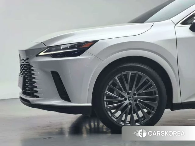 Lexus RX PHEV 2024 Белый из Китая, фото 2