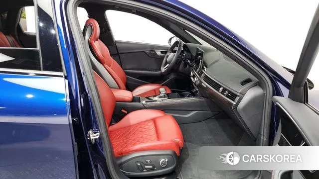 Audi S4 (B9) 2023 Синий из Кореи, фото 2