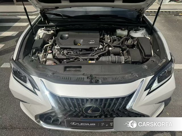 Lexus ES 2021 Белый из Китая, фото 2