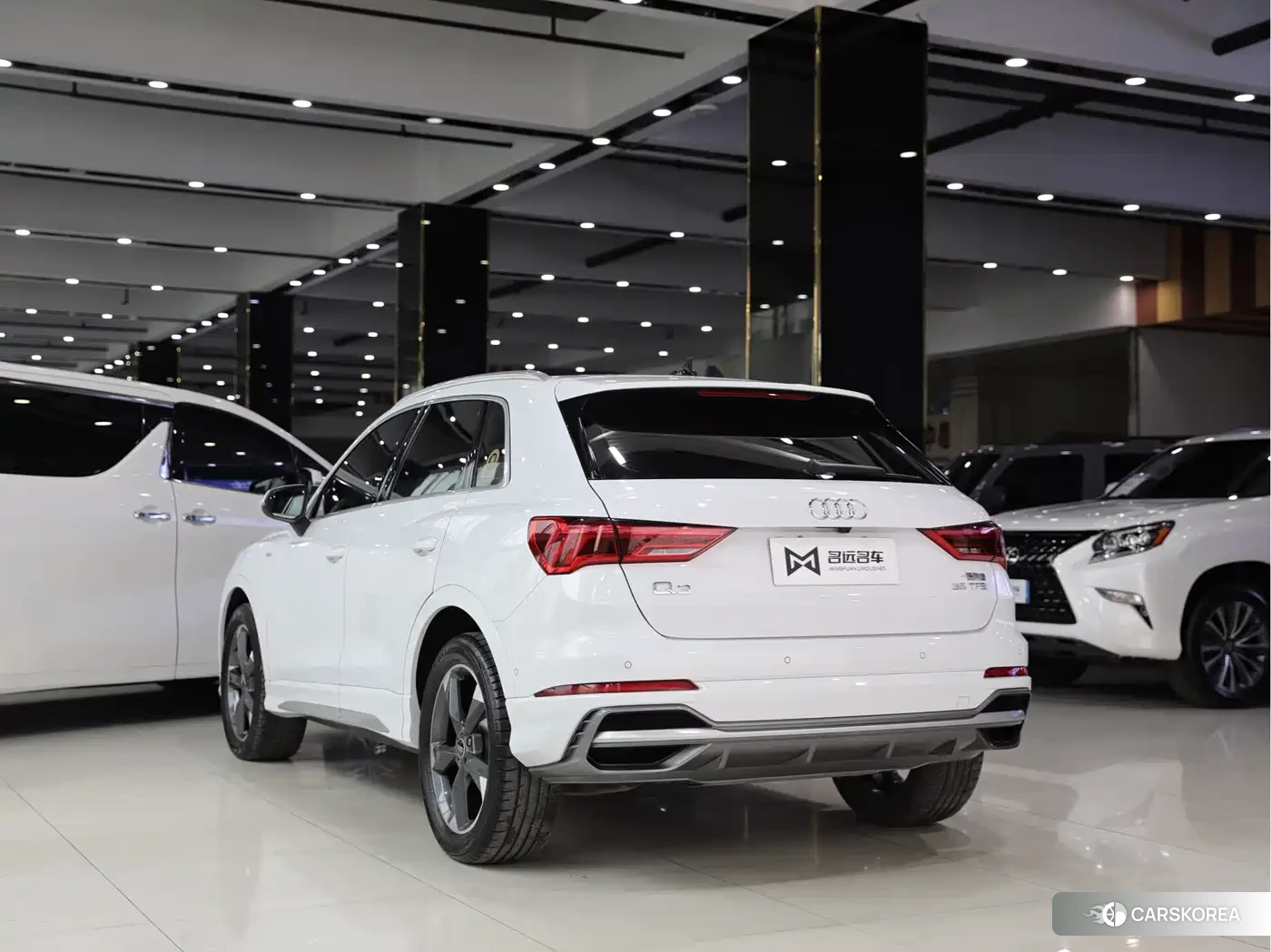 Audi Q3 2022 Белый из Китая, фото 2