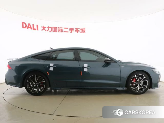 Audi A7 2021 Зеленый из Китая, фото 2