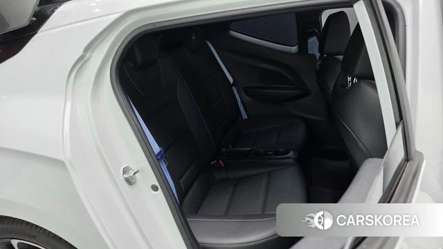 Hyundai Veloster (JS) 2018 Белый из Кореи, фото 2