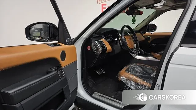 Land Rover Range Rover Sport 2nd Generation 2018 Белый из Кореи, фото 2