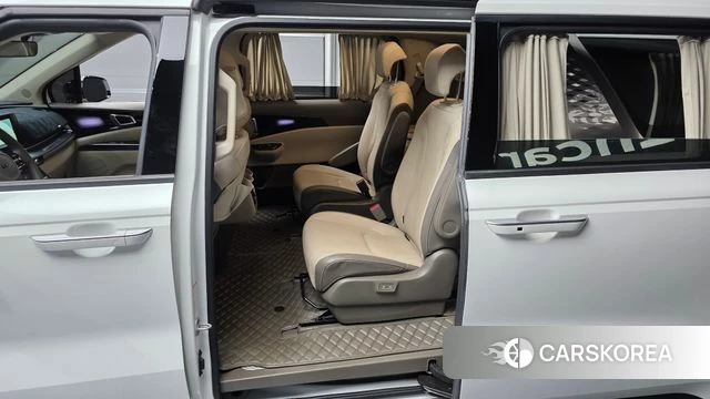Kia Carnival 4th generation 2023 Белый из Кореи, фото 2
