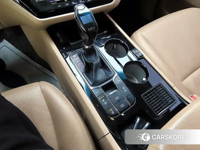 Kia The New Carnival 2019 Белый из Кореи, фото 2