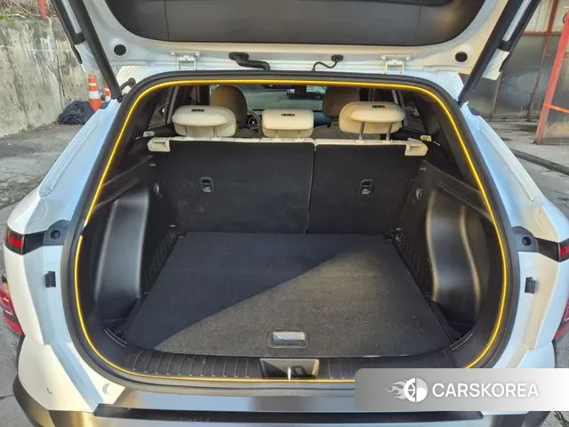 Hyundai Kona (SX2) 2023 Белый из Кореи, фото 2