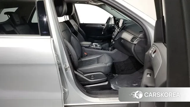 Mercedes-Benz GLE - Class W166 2018 Серебряный из Кореи, фото 2