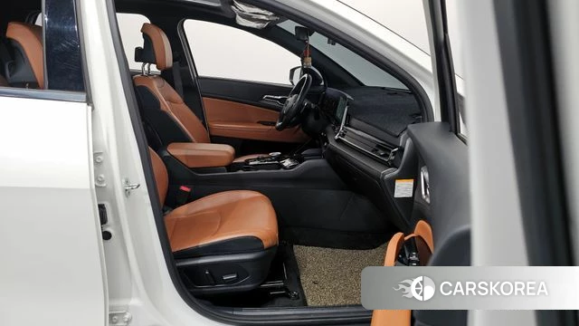 Kia Sportage 5th Generation Hybrid 2022 Белый из Кореи, фото 2