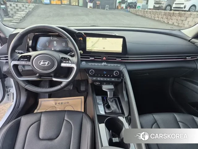 Hyundai The New Avante (CN7) 2024 Белый из Кореи, фото 2