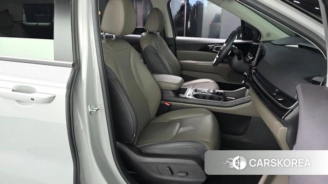 Kia The New Carnival 4th Generation 2024 Серый из Кореи, фото 2