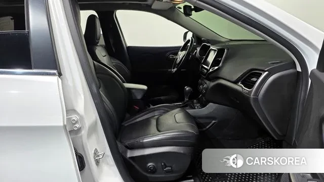 Jeep Cherokee (KL) 2021 Белый из Кореи, фото 2