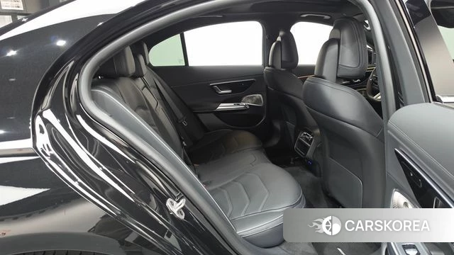 Mercedes-Benz E-Class W214 2025 Черный из Кореи, фото 2