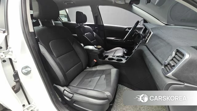 Kia Sportage 4th Generation 2018 Белый из Кореи, фото 2