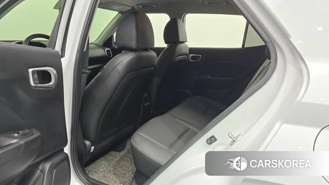 Hyundai Venue 2022 Белый из Кореи, фото 2