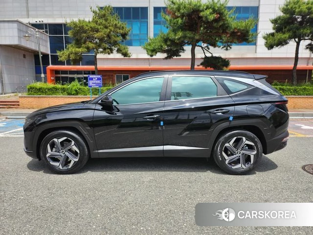 Hyundai Tucson (NX4) 2023 Черный из Кореи, фото 2