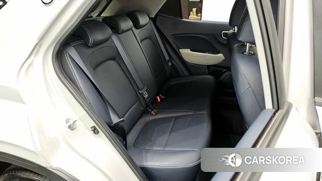 Hyundai Venue 2021 Серый из Кореи, фото 2