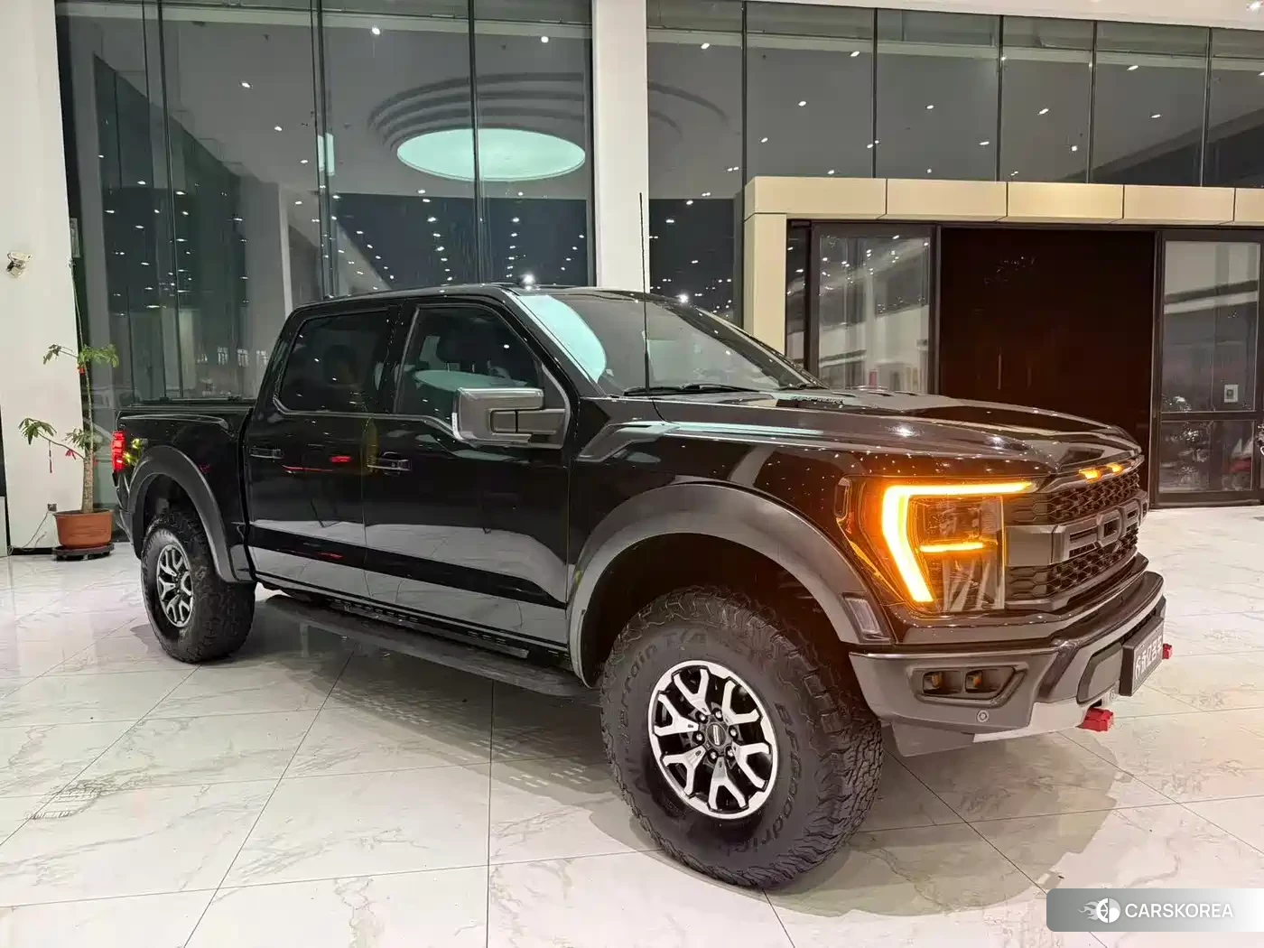 Ford F-150 Raptor 2024 Черный из Китая, фото 2