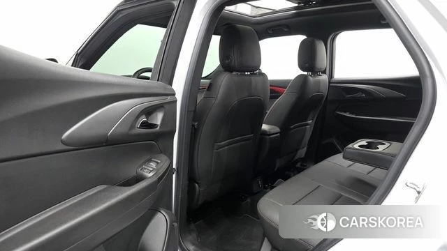 Chevrolet (GM Daewoo) The New Trail Blazer 2023 Белый из Кореи, фото 2