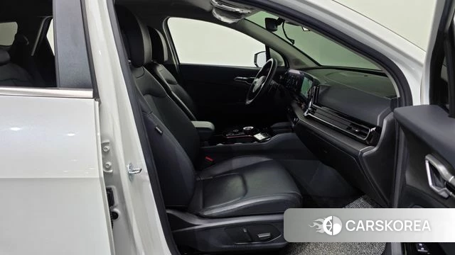 Kia Sportage 5th Generation 2024 Белый из Кореи, фото 2