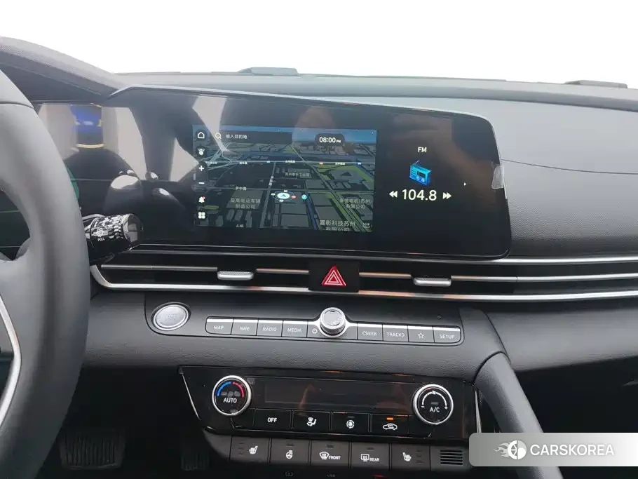 Hyundai Elantra 2026 Белый из Китая, фото 2